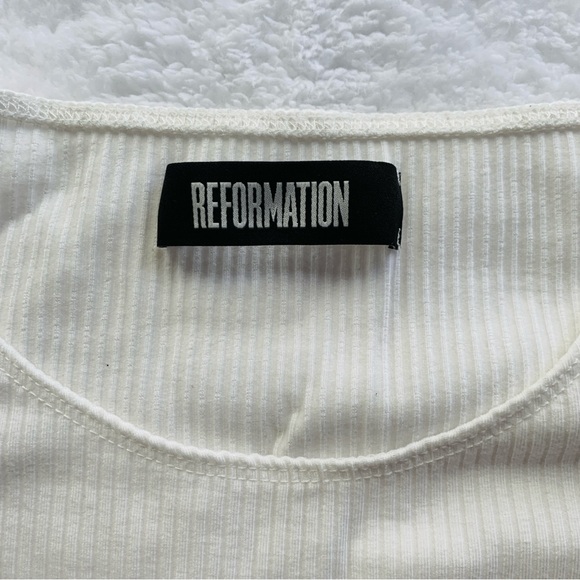 Reformation Off White Bell Sleeve Ribbed Off the Shoulder Long Sleeve Top | XXS - Picture 3 of 6